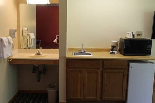 Imagen de la habitación del Hotel Budget Host Inn Fridley. Foto 14