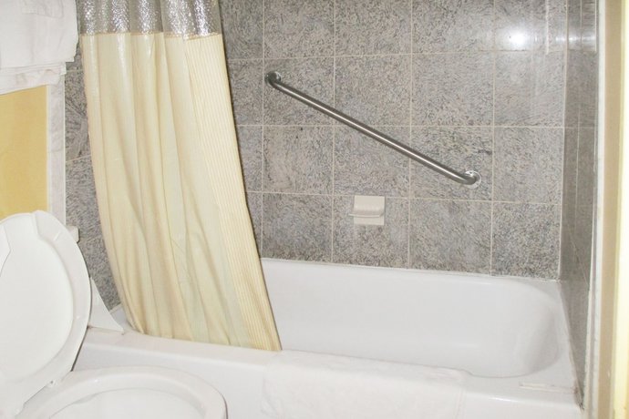 Imagen de la habitación del Hotel Budget Inn And Suites. Foto 8