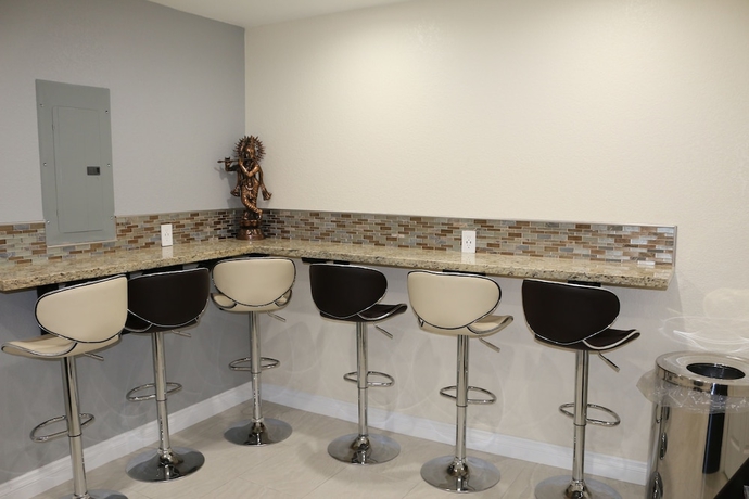 Imagen de los interiores del Hotel Budget Inn Barstow. Foto 19