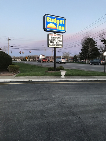 Imagen de los exteriores del Hotel Budget Inn Batavia. Foto 9