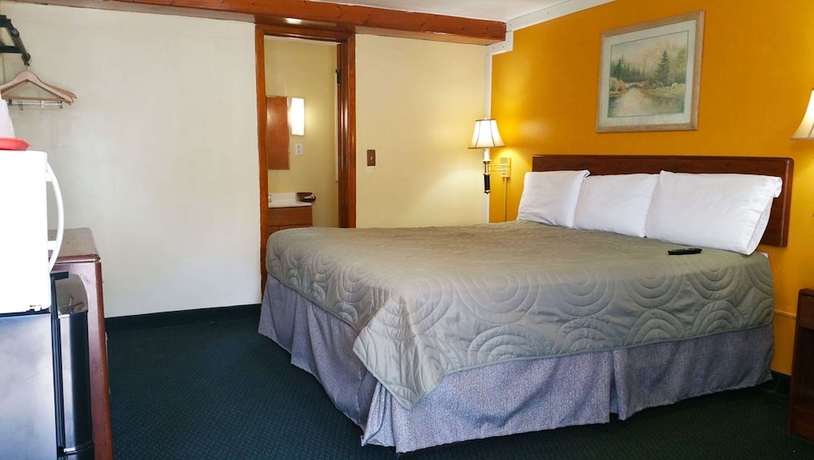 Imagen de la habitación del Hotel Budget Inn Corning. Foto 14