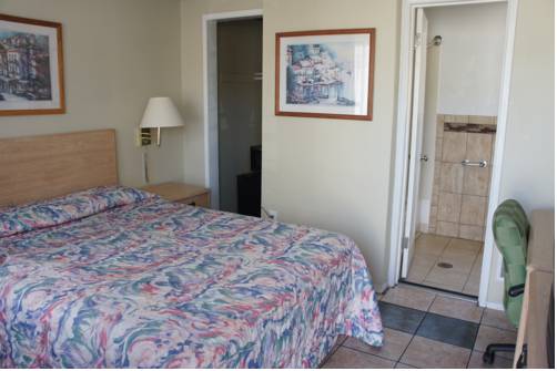 Imagen de la habitación del Hotel Budget Inn, El Cerrito. Foto 5
