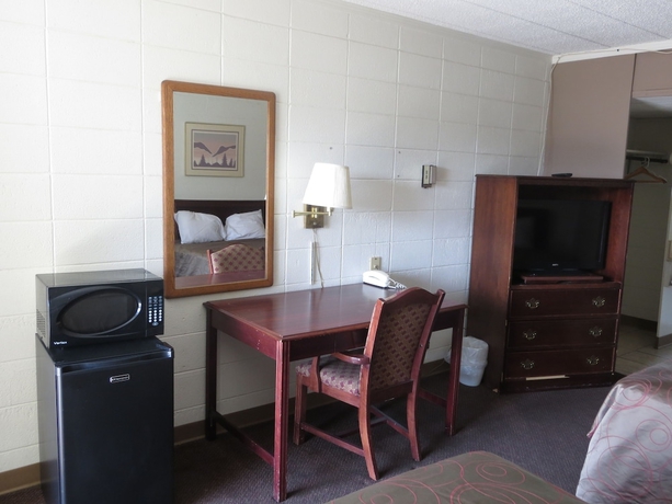 Imagen de la habitación del Hotel Budget Inn Express Bismarck. Foto 7
