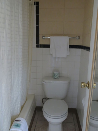 Imagen de la habitación del Hotel Budget Inn Express Bismarck. Foto 17