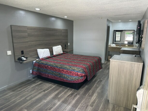 Imagen de la habitación del Hotel Budget Inn Express, Columbia. Foto 7