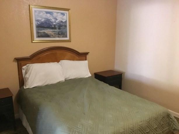 Imagen de la habitación del Hotel Budget Inn Express. Foto 5