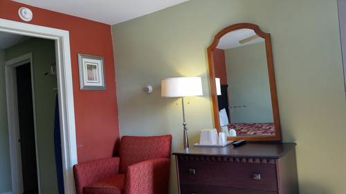 Imagen de la habitación del Hotel Budget Inn. Foto 9