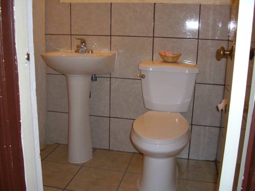 Imagen de la habitación del Hotel Budget Inn. Foto 5