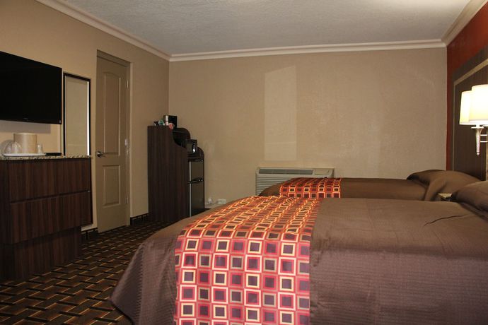 Imagen de la habitación del Hotel Budget Inn. Foto 8