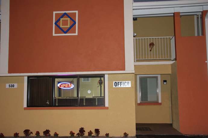 Imagen general del Hotel Budget Inn. Foto 4