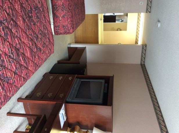 Imagen de la habitación del Hotel Budget Inn. Foto 5