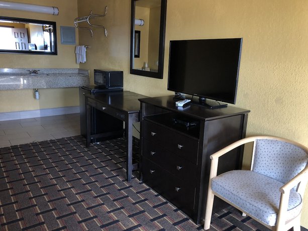 Imagen de la habitación del Hotel Budget Inn. Foto 15