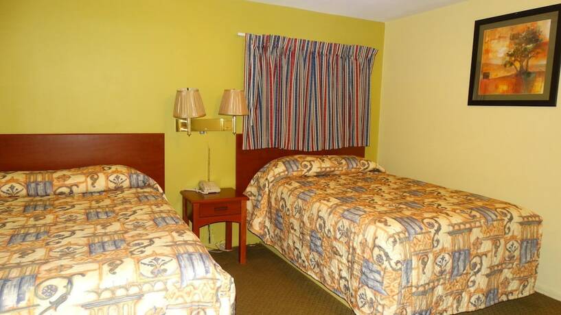 Imagen de la habitación del Hotel Budget Inn. Foto 16