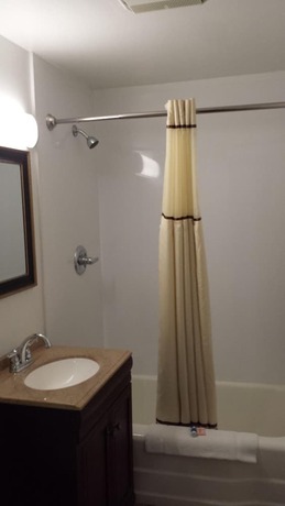 Imagen general del Hotel Budget Inn Fairport. Foto 10