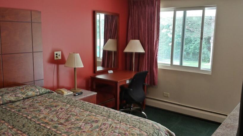 Imagen de la habitación del Hotel Budget Inn Fairport. Foto 20