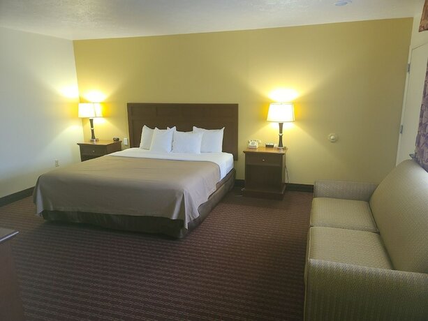 Imagen general del Hotel Budget Inn Farmington. Foto 6