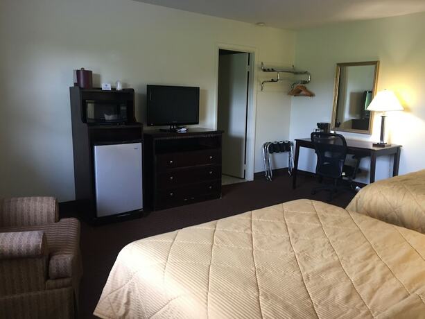 Imagen general del Hotel Budget Inn Farmington. Foto 15