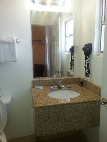 Imagen de la habitación del Hotel Budget Inn Fort Stockton. Foto 3