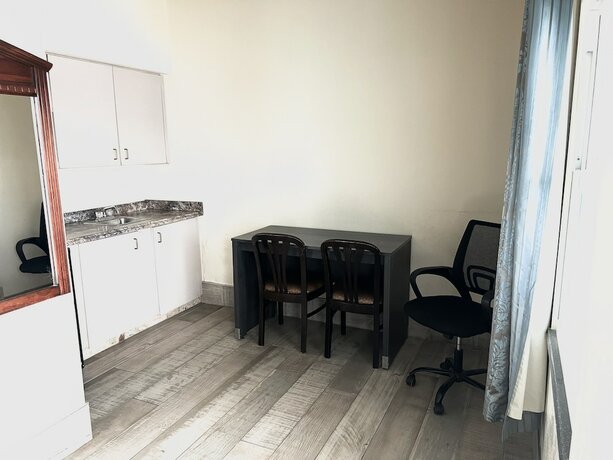 Imagen de la habitación del Hotel Budget Inn - Ft Myers. Foto 17