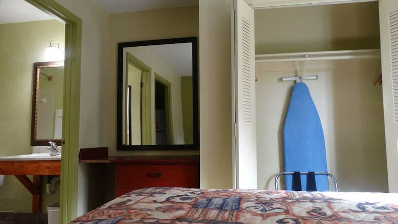 Imagen general del Hotel Budget Inn, Gainesville. Foto 2