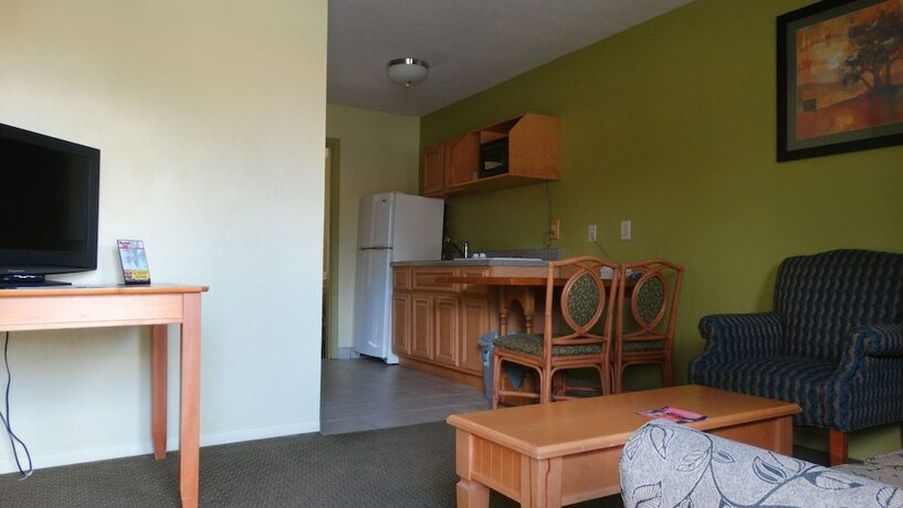 Imagen general del Hotel Budget Inn, Gainesville. Foto 10
