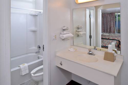 Imagen de la habitación del Hotel Budget Inn Greenville By Hotel O I-85&ensp;. Foto 5