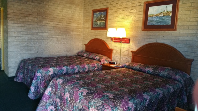 Imagen de la habitación del Hotel Budget Inn, Heber Springs. Foto 5