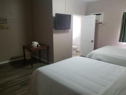 Imagen de la habitación del Hotel Budget Inn Hollywood. Foto 10