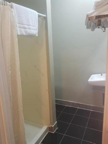 Imagen de la habitación del Hotel Budget Inn Hollywood. Foto 17