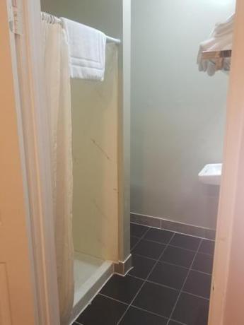 Imagen de la habitación del Hotel Budget Inn Hollywood. Foto 18