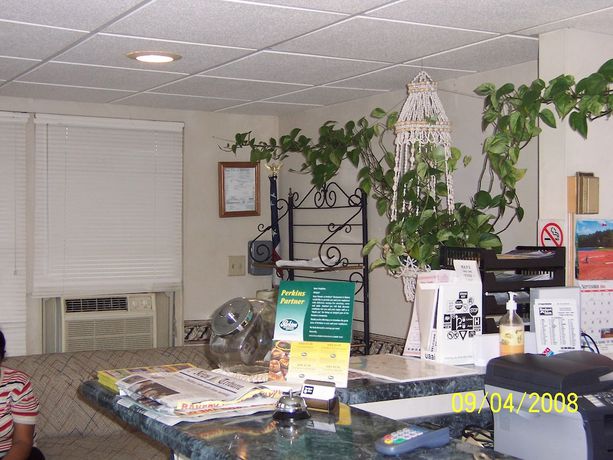 Imagen de los interiores del Hotel Budget Inn, Jefferson City. Foto 15