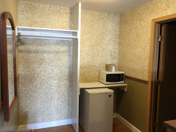 Imagen de la habitación del Hotel Budget Inn, Jefferson City. Foto 11