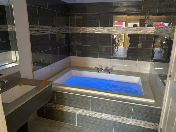 Imagen general del Hotel Budget Inn La Puente. Foto 5