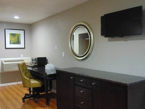 Imagen de la habitación del Hotel Budget Inn Lake Oroville. Foto 3