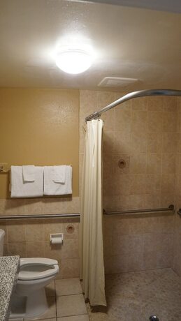 Imagen de la habitación del Hotel Budget Inn, Lawndale. Foto 14