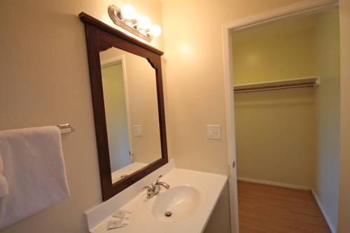 Imagen de la habitación del Hotel Budget Inn Lompoc. Foto 12