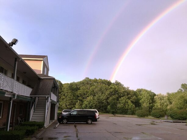 Imagen general del Hotel Budget Inn North Stonington. Foto 16
