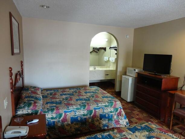 Imagen de la habitación del Hotel Budget Inn, Northport. Foto 15