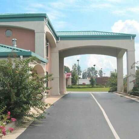 Imagen general del Hotel Budget Inn, Northport. Foto 5