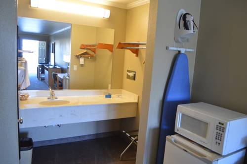 Imagen de la habitación del Hotel Budget Inn Of Paso Robles. Foto 2