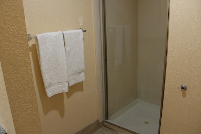 Imagen general del Hotel Budget Inn Redwood City. Foto 3