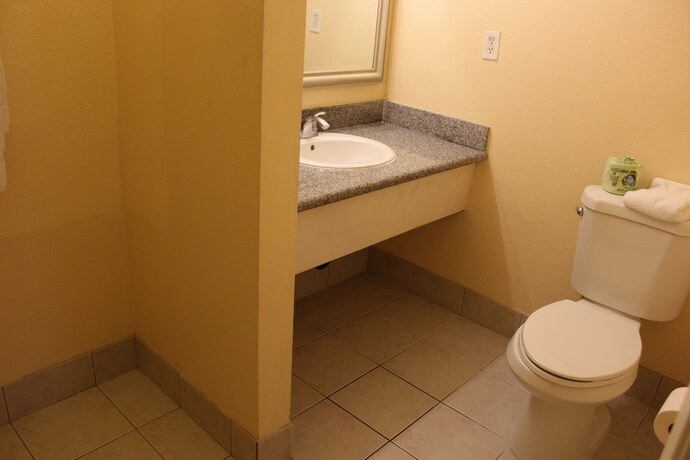 Imagen de la habitación del Hotel Budget Inn Redwood City. Foto 16