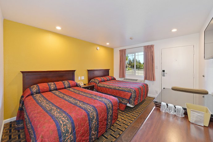 Imagen de la habitación del Hotel Budget Inn, Rohnert Park. Foto 8