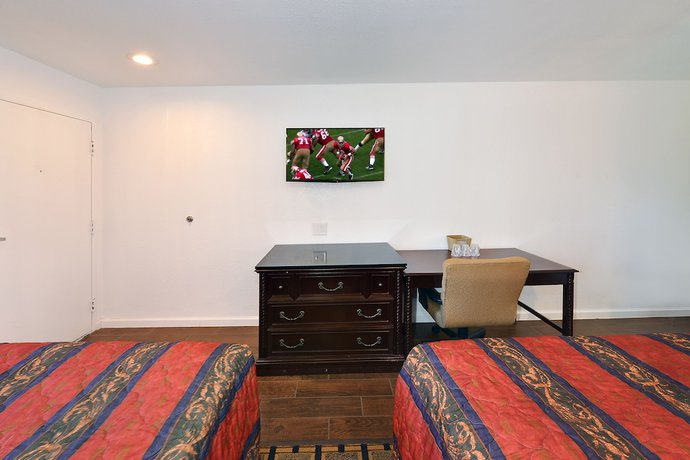 Imagen de la habitación del Hotel Budget Inn, Rohnert Park. Foto 9