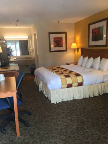 Imagen de la habitación del Hotel Budget Inn Sanford. Foto 3