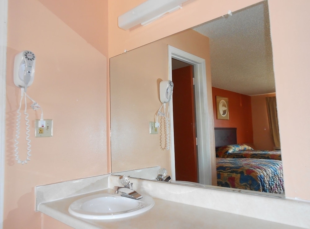 Imagen de la habitación del Hotel Budget Inn Siloam Springs. Foto 8