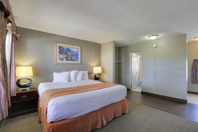 Imagen de la habitación del Hotel Budget Inn St Petersburg. Foto 4