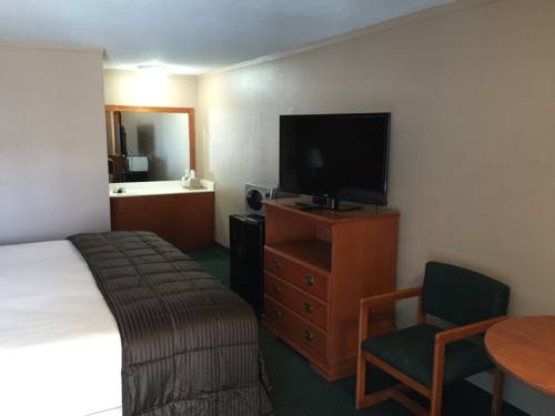 Imagen de la habitación del Hotel Budget Inn, St. Robert. Foto 5