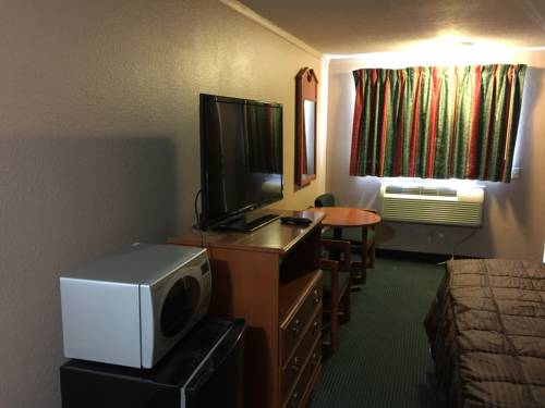 Imagen de la habitación del Hotel Budget Inn, St. Robert. Foto 6