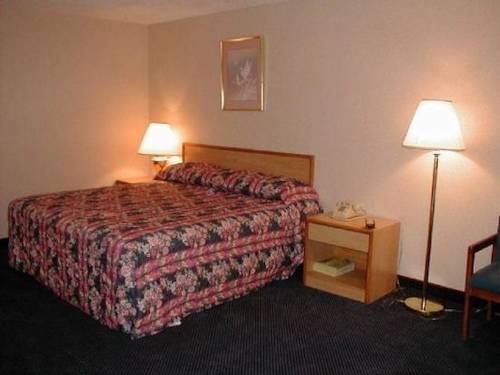 Imagen de la habitación del Hotel Budget Inn Temple Hills. Foto 4